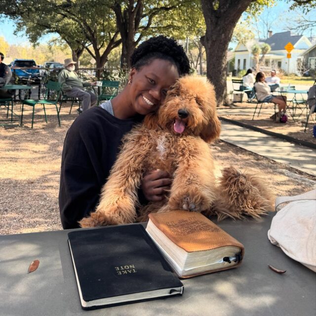 Zoë and her boy Keeton, living in beautiful Utah! This is what Zoë said about him: “…You were totally right when you said they’d be the types of dogs people always want to pet 😂  sometimes I’ll be walking and people will roll down their window to say hi haha!! He loves people so much and does so great around other dogs! He’s such a lovable pet!” Happy to see Zoë and Keeton making their mark in Utah! #utahdogs #lostcreekgoldendoodles #f1bgoldendoodle #lifeisbetterwithadoodle #lostcreeklottie